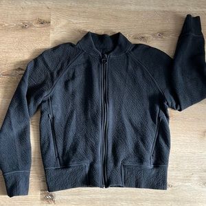 Lululemon size 8 light bomber jacket. Black